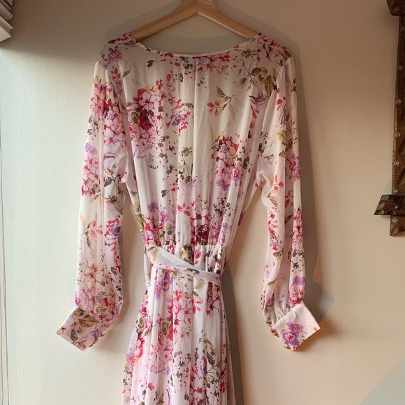 Super flowy beautiful flower print dress - Picture 5 of 5